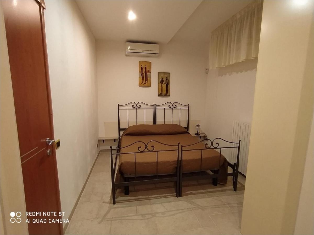 Bollicine Hotel Bari Kültér fotó